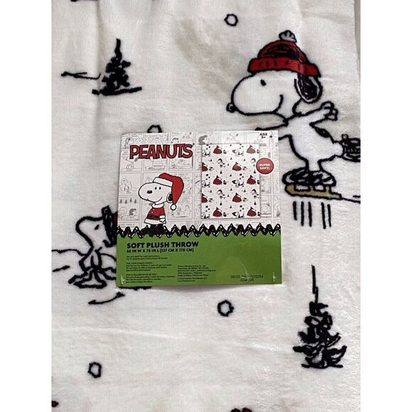Peanuts Snoopy Woodstock Puffer Jacket Puffy Coat Soft Throw Blanket 50 X 70” - Picture 7 of 16